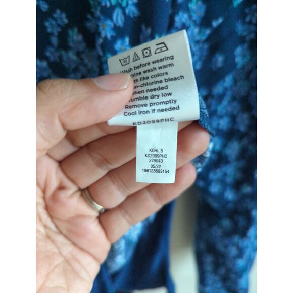 Draper James RSVP Floral Long Sleeve Bodysuit size M - Picture 5 of 7